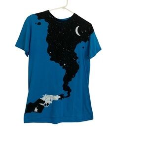 Surreal Graphic Tee – Cosmic Gun Smoke Moon Stars Print – Blue T-Shirt Size M